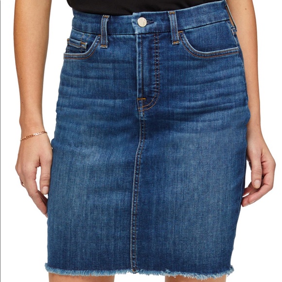 7 For All Mankind Dresses & Skirts - Jen7 For All Mankind Stretch Jean Pencil Skirt 14